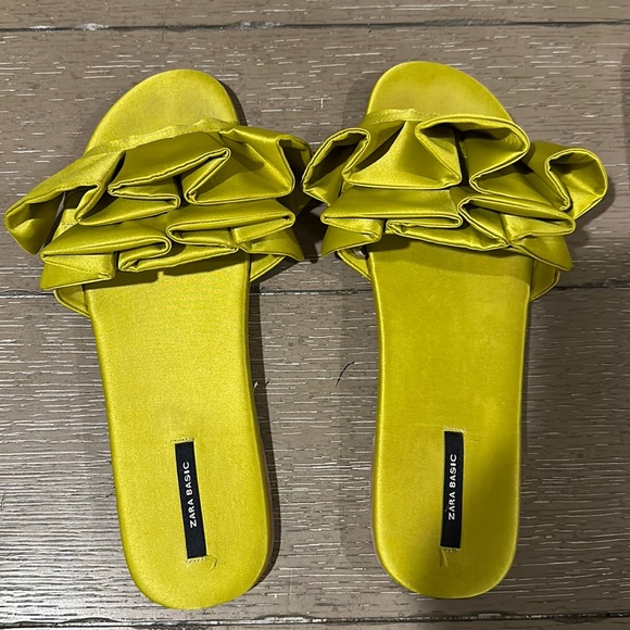 ZARA Green sandals
